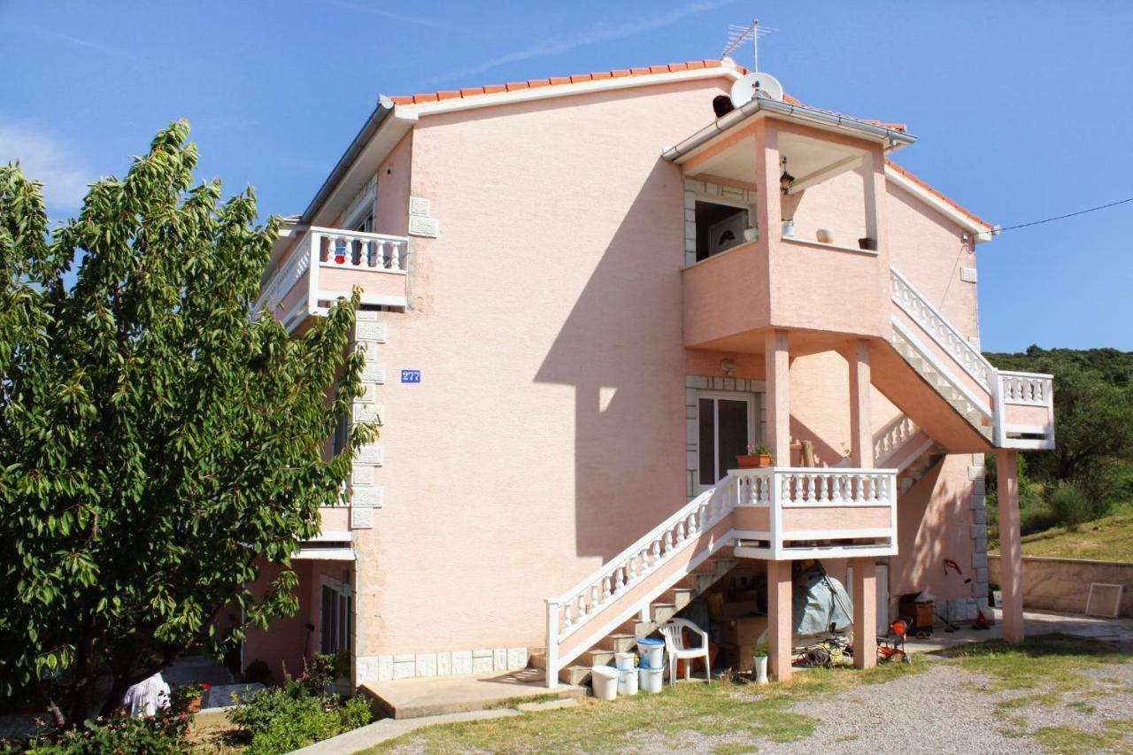 Apartments With A Parking Space Kampor, Rab - 5029 Exterior photo